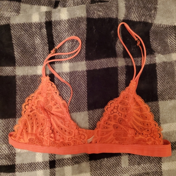 Lace Bralette - Picture 2 of 10